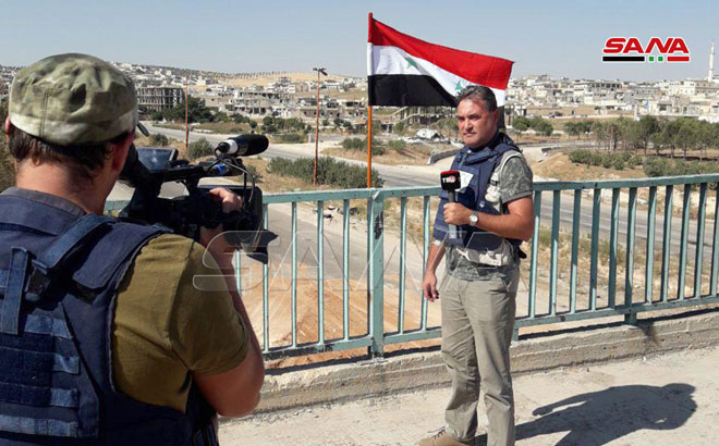 دام برس : وفد إعلامي روسي وأوروبي يزور مدينة خان شيخون بريف إدلب الجنوبي