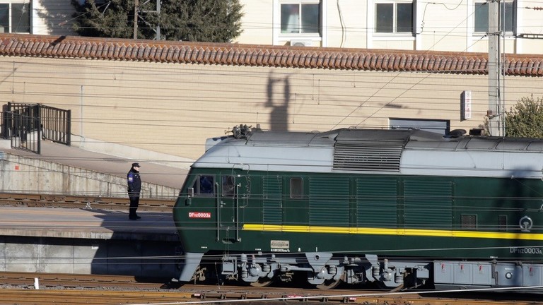 دام برس : دام برس | قطار كيم جونغ أون المصفح في طريقه إلى شرق روسيا وشقيقته الصغرى سبقته إلى هناك