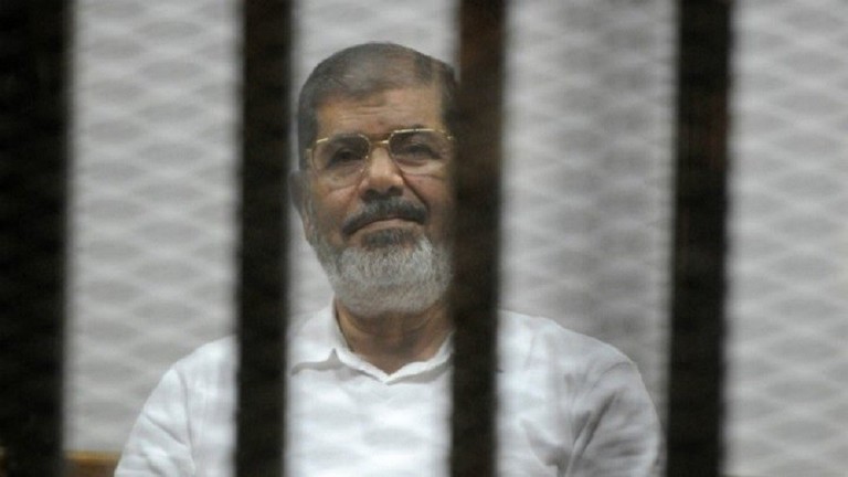 دام برس : دام برس | وفاة الرئيس الأسبق محمد مرسي العياط أثناء حضوره جلسة محاكمة
