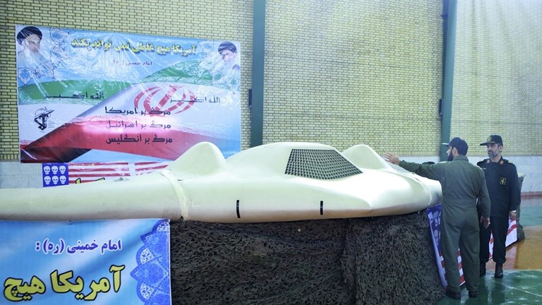 دام برس : دام برس | الجيش الإيراني يفتتح كلية خاصة بالطائرات المسيرة