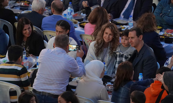 دام برس : دام برس | الرئيس الأسد والسيدة الأولى يشاركان في إفطار جماعي بالمدينة القديمة في طرطوس