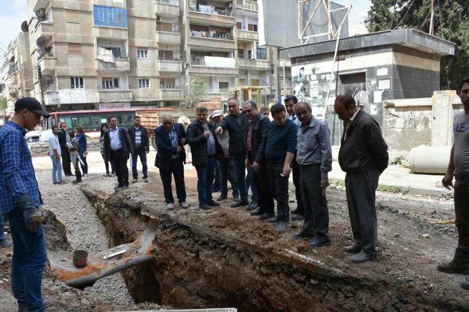 دام برس : دام برس | محافظ حمص في جولة لمشروع شبكة الصرف الصحي في حي المحطة وطريق الشام
