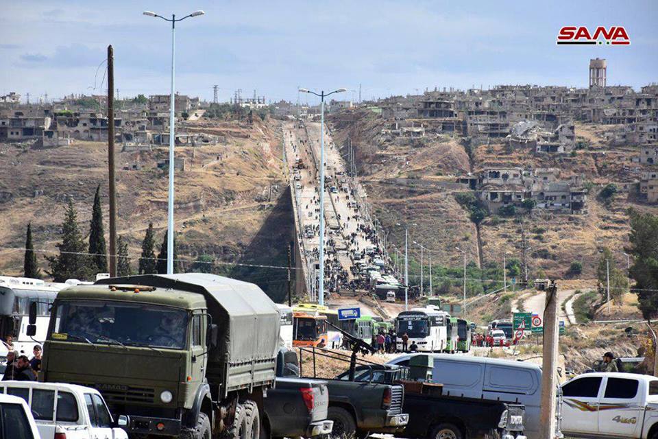 دام برس : دام برس | إخراج 62 حافلة تقل المئات من الإرهابيين وعائلاتهم من ريفي حمص وحماة إلى شمال سورية