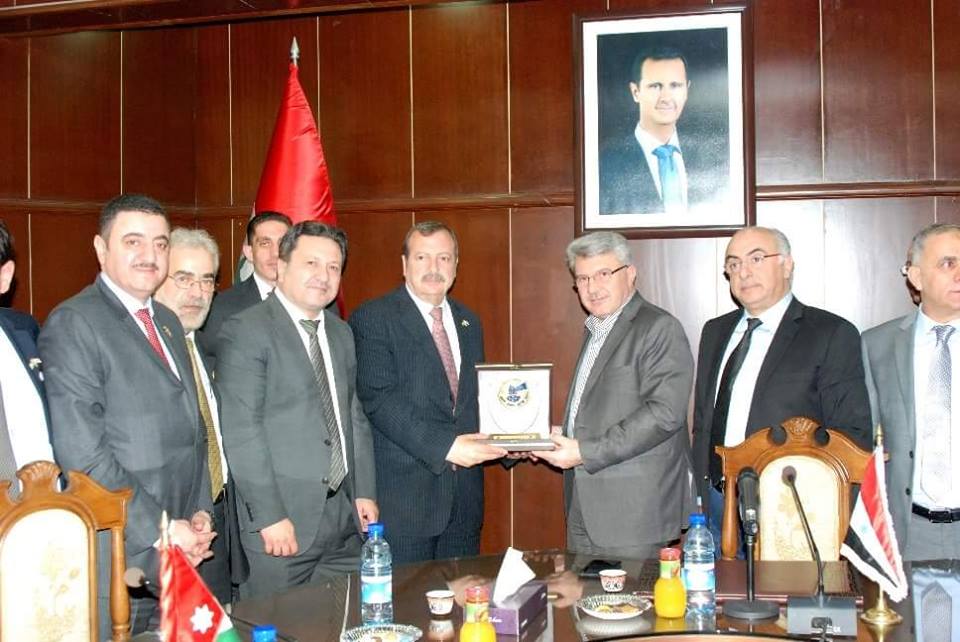 دام برس : دام برس | وزير الصناعة يبحث مع وفد رجال أعمال أردني إمكانية تعاون مستقبلي  لإقامة استثمارات صناعية في سورية