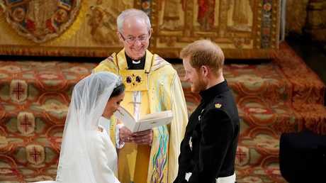 دام برس : دام برس | في زفاف ملكي.. إعلان الأمير هاري وميغان ماركل زوجا وزوجة