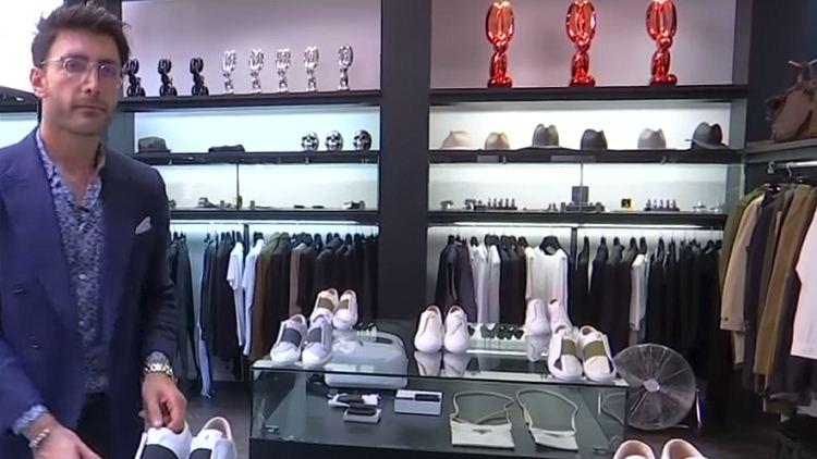 دام برس : دام برس | لاجئ سوري يطلق علامة تجارية فاخرة للأحذية في باريس