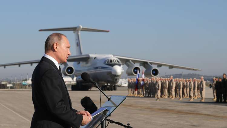 دام برس : بوتين يعلن سحب 13 طائرة و14 مروحية و1140 عسكرياً من سورية