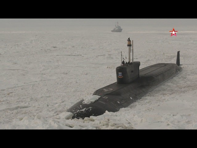 دام برس : دام برس | غواصة نووية روسية تكتسح الجليد بالقرب من القطب المتجمد الشمالي