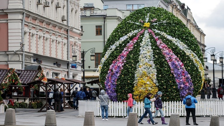 دام برس : مفاجآت في مهرجان هدية عيد الفصح في موسكو