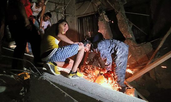 دام برس : دام برس | وفاة خمسة أشخاص بينهم ثلاثة من عمال بلدية اللاذقية جراء انهيار بناء قيد الإنشاء
