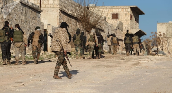 دام برس : الجيش السوري يسيطر على مدينة سراقب بعد تطويقها من 3 محاور