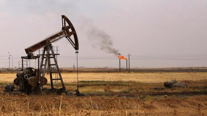 دام برس : دام برس | خبراء من شركة “دلتا كريسنت إنرجي” يجولون على حقول وآبار النفط في الرميلان