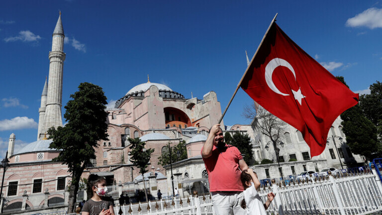دام برس : اليونان: تحويل آيا صوفيا إلى مسجد سيؤثر على علاقة تركيا بالاتحاد الأوروبي