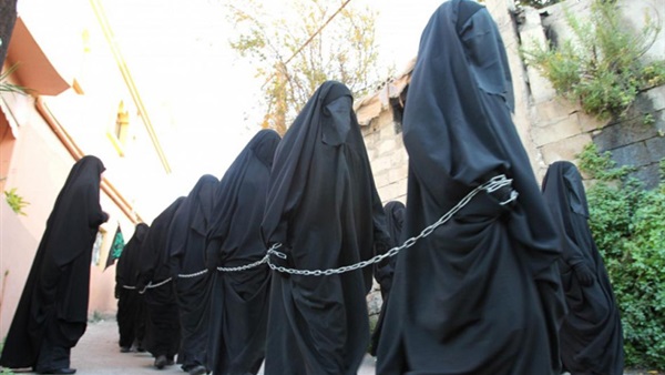 دام برس : دام برس | داعش يرفع سعر بيع أكثر من 300 امرأة وطفل في الباغوز بأسواق «النخاسة» إلى 20 ألف دولار