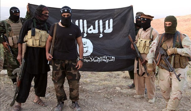 دام برس : بالصورة: «داعش» تعدم سعوديين في سوريا.. والتهمة؟