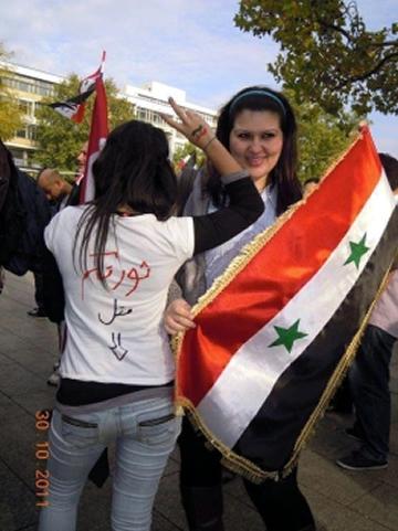 دام برس : دام برس | الصورة التي اضحكت الرئيس بشار الأسد حتى أدمعت عيناه 