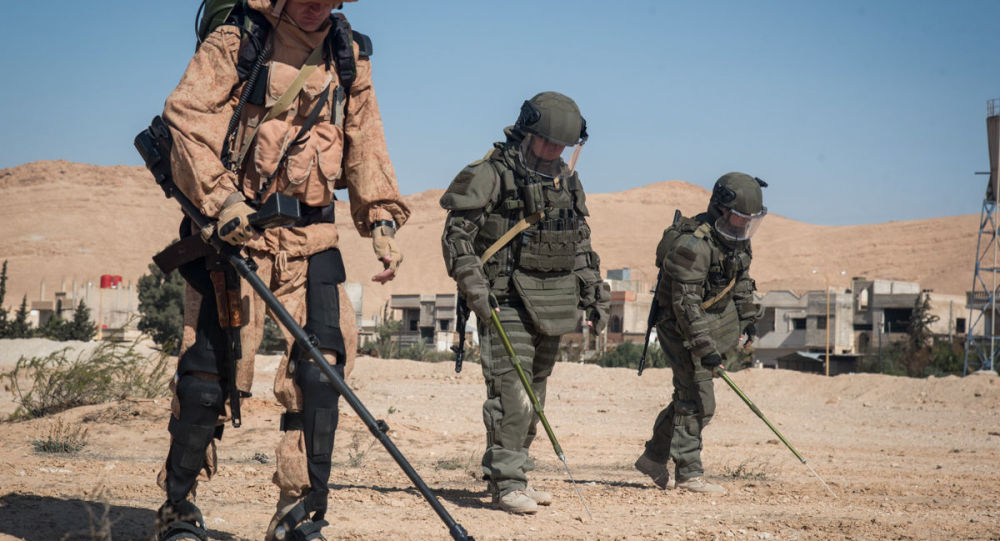دام برس : دام برس | الجيش يفجر عشرات الألغام من مخلفات داعش على مدخل دير الزور الجنوبي 