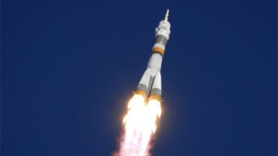 دام برس : دام برس | روسيا تطلق صاروخا الى الفضاء يحمل قمرا اصطناعيا للأغراض العسكرية