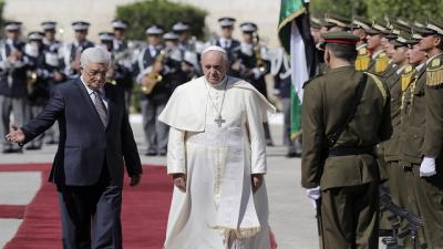 دام برس : عباس يوجه رسالة سلام إلى إسرائيل بحضور البابا في بيت لحم