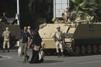 دام برس : دام برس | الانتخابات الرئاسية المصرية .. الجيش يتم استعداداته .. والسيسي: لن نسمح بأي تهديد أمني ليبي لمصر