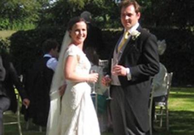 دام برس : دام برس | لصّ يسرق فرحة عروس بريطانية ليلة زفافها