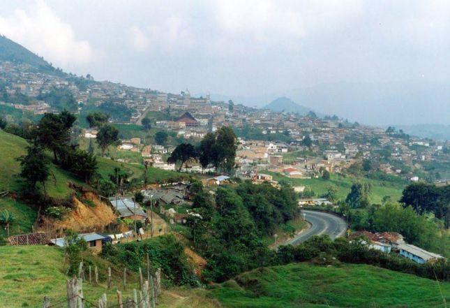 دام برس : دام برس | نصف سكان قرية كولومبية يتعرضون للجنون