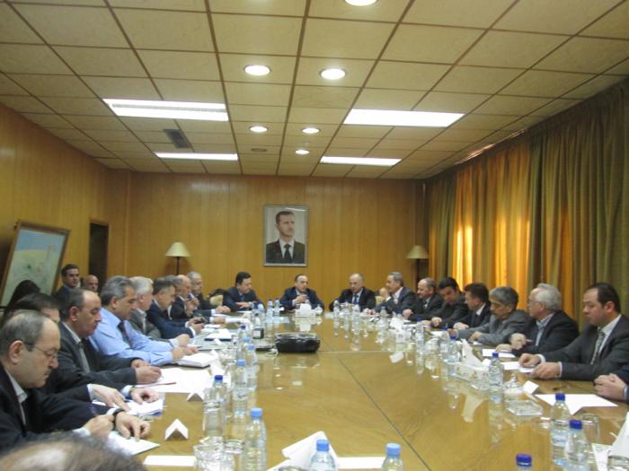 دام برس : دام برس | وزير الكهرباء يجتمع بصناعيي دمشق و ريفها في إطار تقديم التسهيلات لهم