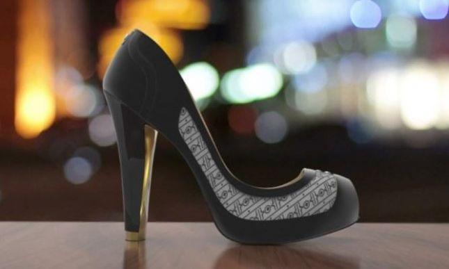 دام برس : دام برس | بالفيديو: لن يُسبّب لون الحذاء حيرة للنساء بعد اليوم