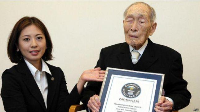 دام برس : دام برس | وفاة أكبر رجل معمر في العالم عن 112 عامًا
