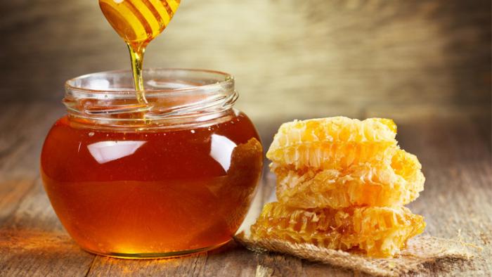 دام برس : العسل يقتل الفطريات ويلأم الجروح