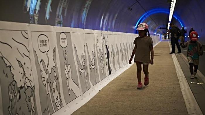 دام برس : دام برس | طلاب فرنسيون يحققون رقماً قياسياً في رسم أطول لوحة فكاهية في العالم