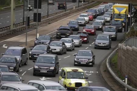 دام برس : دام برس | لندن تتجه إلى فرض رسوم إضافية على السيارات الملوثة للبيئة