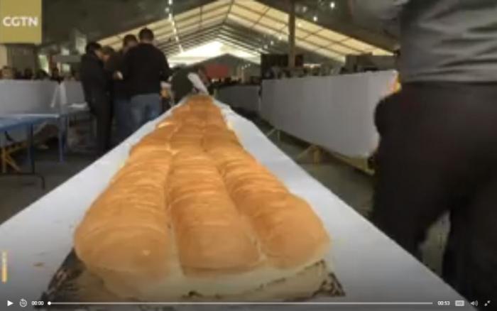 دام برس : دام برس | شاهد أطول ساندويتش في العالم