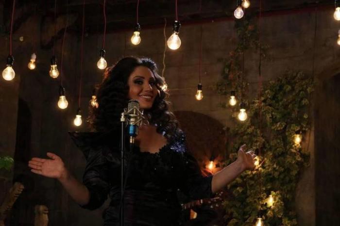 دام برس : دام برس | نور عرقسوسي تطلق أغنيتها المصرية الأولى