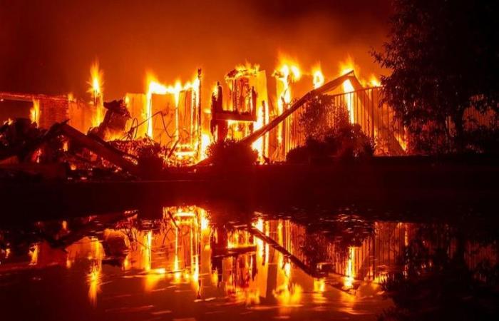 دام برس : دام برس | السُلطات الأمريكية تُعلن ارتفاع ضحايا حرائق كاليفورنيا إلى 63 شخصاً