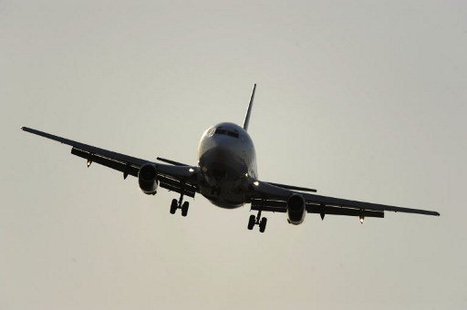 دام برس : دام برس | الطائرة الماليزية المفقودة تظهر في صحراء الصومال