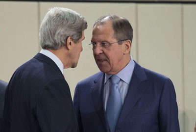 دام برس : لافروف لجون كيري : روسيا لا ترى أسبابا قانونية لعدم التعاون مع سورية