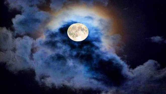 دام برس : دام برس | ظاهرة القمر الوردي في ليالي الـ 15 و16 و 17 من نيسان الجاري