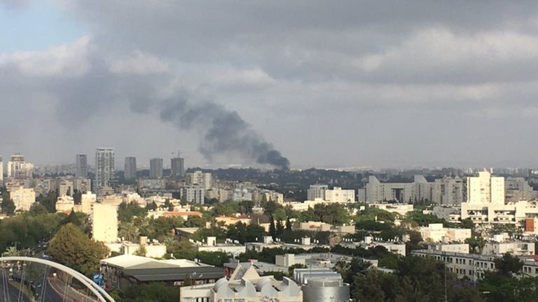 دام برس : دام برس | حريق كبير في قاعدة للجيش الإسرائيلي بتل أبيب