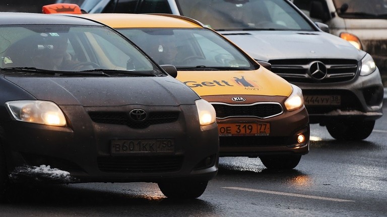 دام برس : النقل الروسية تنوي حظر استخدام السيارات القديمة