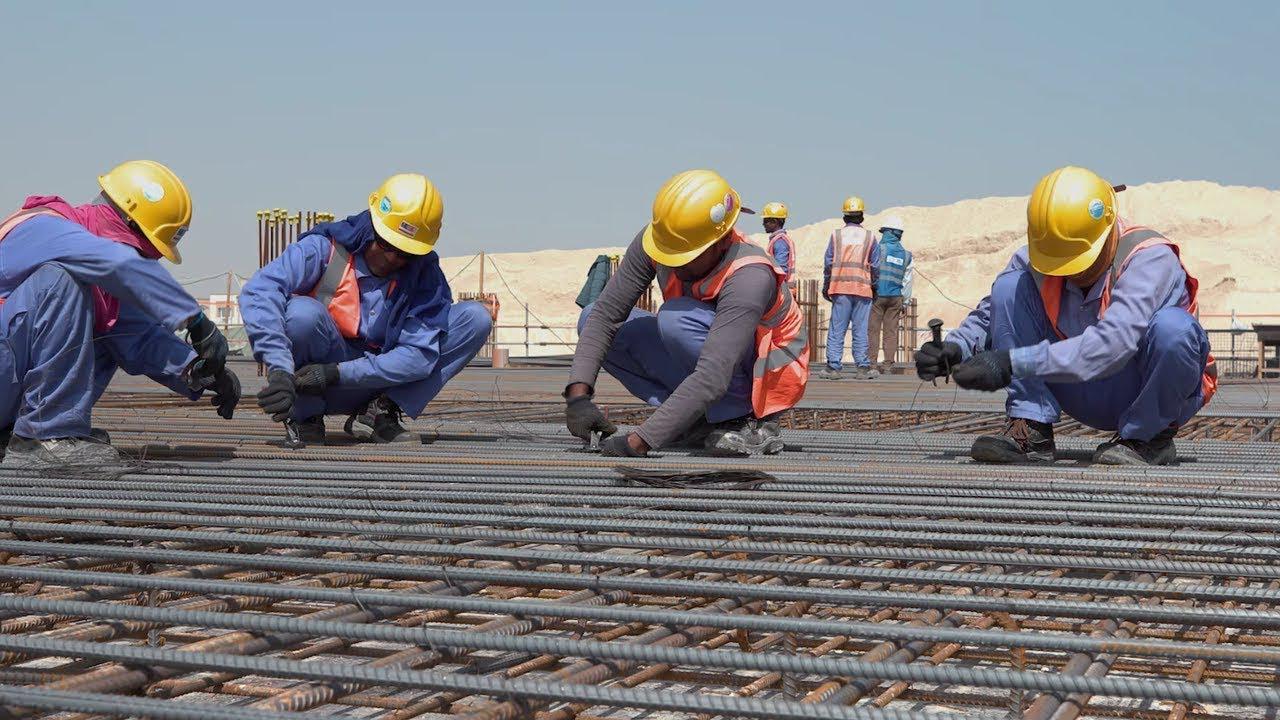 دام برس : دام برس | خلف الحنوش يكشف عن فساد بتوزيع اللباس العمالي لعمال البناء والسدود ومحاسبة كل من يبتز العمال