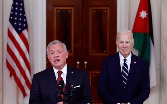 دام برس : الرئيس الأمريكي جو بايدن يظهر مرتبكاً ويتجول حائراً والملك الأردني يبحث عنه