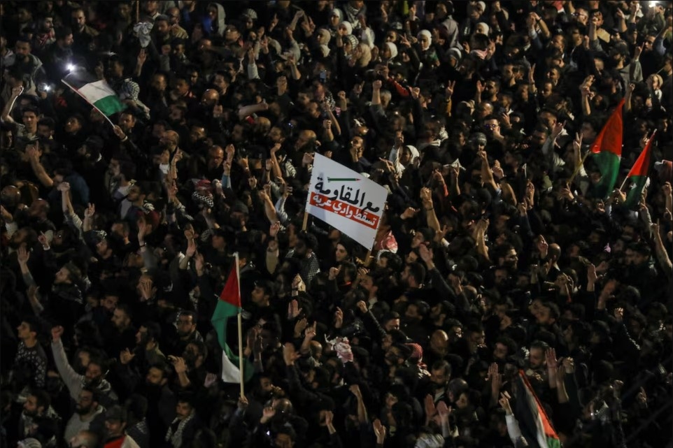 دام برس : دام برس | تواصل التظاهرات الشعبية في الأردن لإسقاط اتفاقية وادي عربة