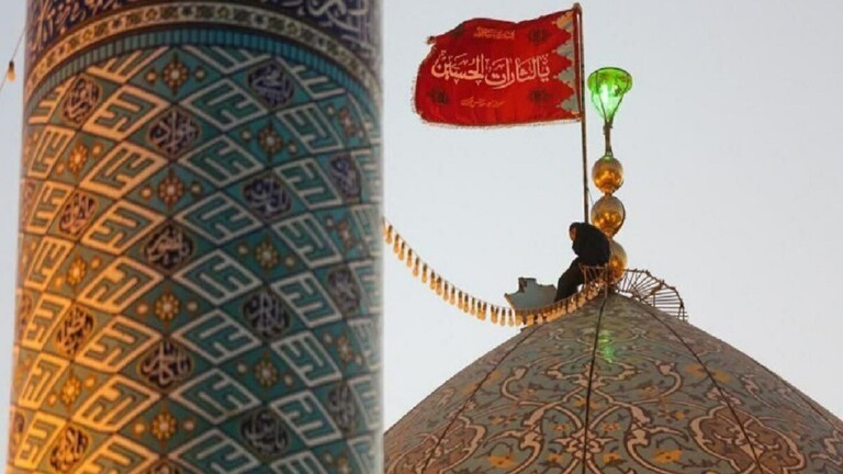 دام برس : دام برس | ترمز إلى واجب الانتقام.. راية القصاص الحمراء على قباب مساجد إيران