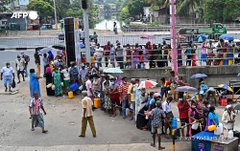 دام برس : دام برس | سريلانكا.. نشر الجنود في محطات الوقود مع اندلاع احتجاجات متفرقة وفرض تقنين في التيار الكهربائي والغاز