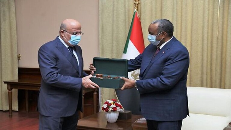 دام برس : رئيس مجلس السيادة السوداني يشيد بتطور علاقات بلاده مع سورية