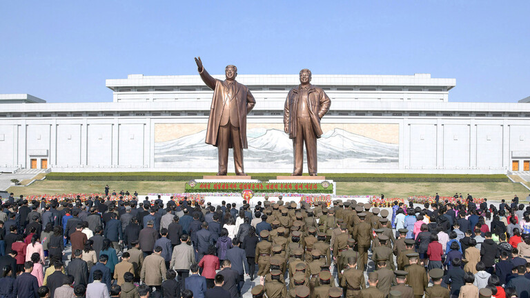 دام برس : واشنطن بوست: مؤشرات على الرعب في بيونغ يانغ وتعطل حركة القطارات داخل كوريا الشمالية ومع الصين