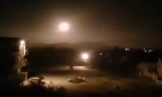 دام برس : دام برس | الدفاعات الجوية السورية تتصدى لصواريخ معادية قادمة من فوق الجولان السوري المحتل