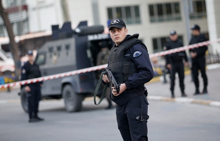 دام برس : دام برس | دهشة في تركيا: داعش يترك حقيبة أسرار في مسجد الفاتح