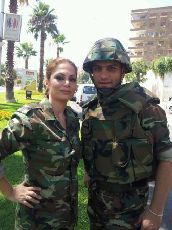 دام برس : دام برس | الفنانة ليزا ميخائيل ترتدي البدلة العسكرية وتحتفل بعيد الجيش العربي السوري على طريقتها الخاصة